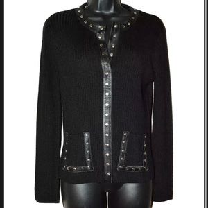 Black sweater size medium|women’s over lay top